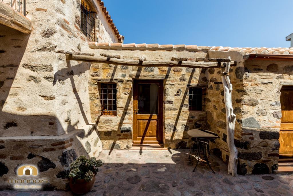 Albergo Diffuso Mannois Orosei Luaran gambar