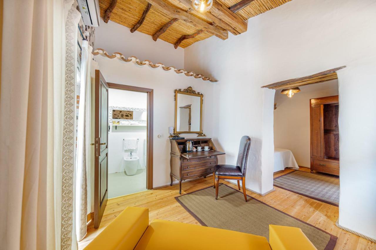 Albergo Diffuso Mannois Orosei Luaran gambar