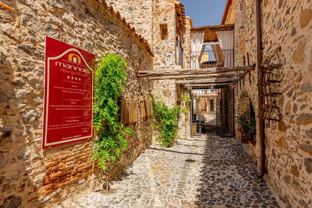 Albergo Diffuso Mannois Orosei Luaran gambar